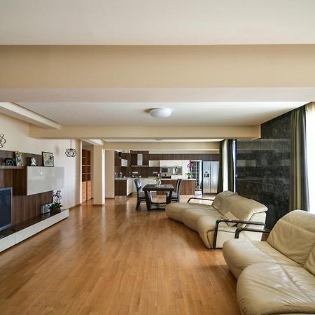 Central Flat With Monster Living Room Βάρνα Εξωτερικό φωτογραφία