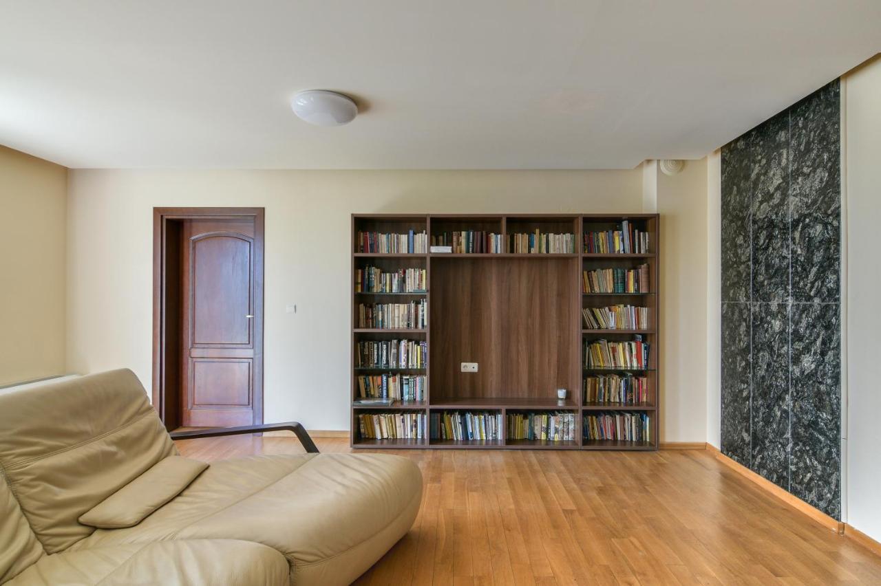 Central Flat With Monster Living Room Βάρνα Εξωτερικό φωτογραφία
