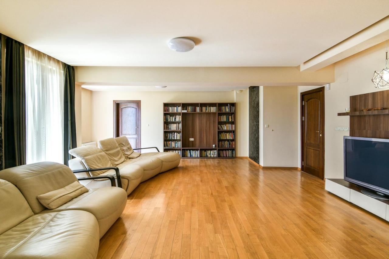 Central Flat With Monster Living Room Βάρνα Εξωτερικό φωτογραφία