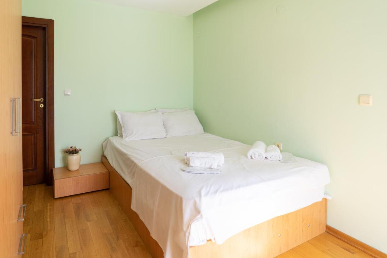Central Flat With Monster Living Room Βάρνα Εξωτερικό φωτογραφία